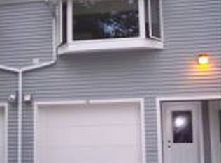 3 Hall St, Dover, NH 03820