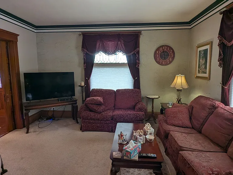212 Chestnut Ave NE — Photo 9