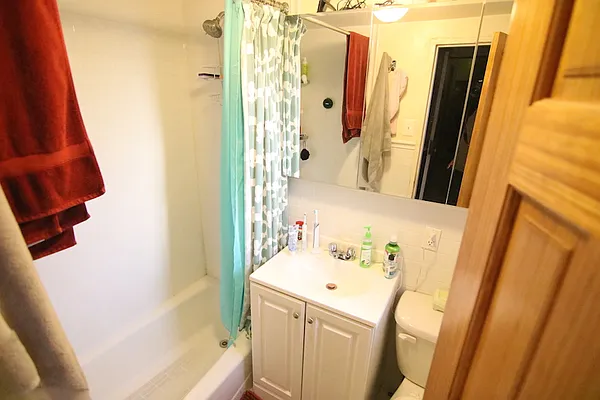 Rented by Guidance Realty Corp. | media 22