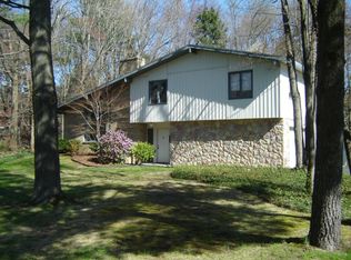 1300 Evamar Dr, Midland, MI 48640