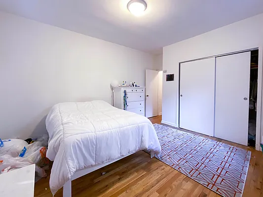 Rented by Compass | media 2