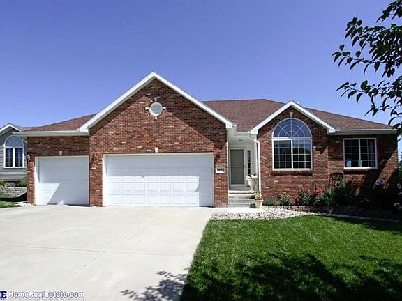 3rd image of 8640 Lavender Cir