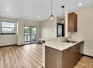 13521 97th Ave E #404, Puyallup, WA 98373