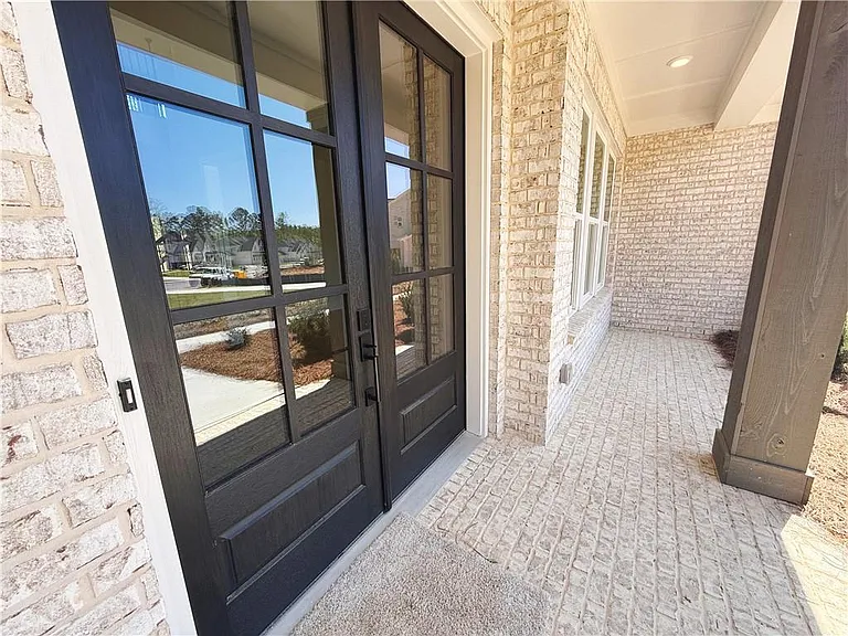 2450 Colliers Ln — Photo 5