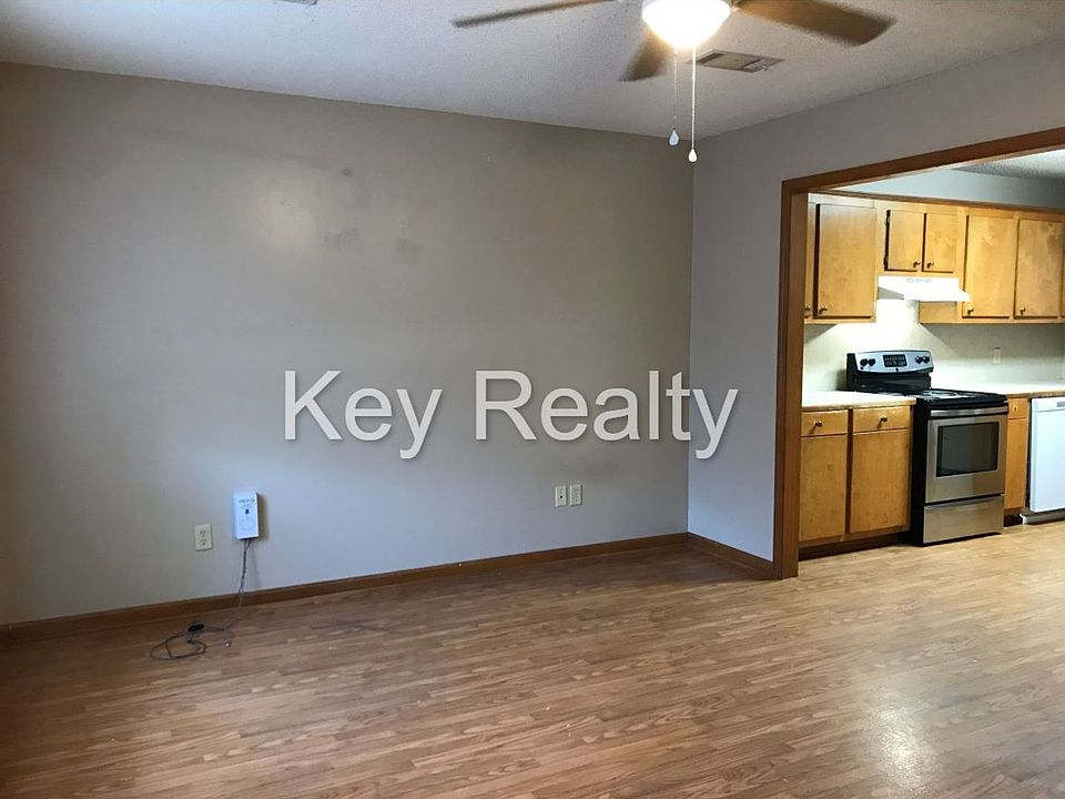 1st image of 1322 Palmetto St #B