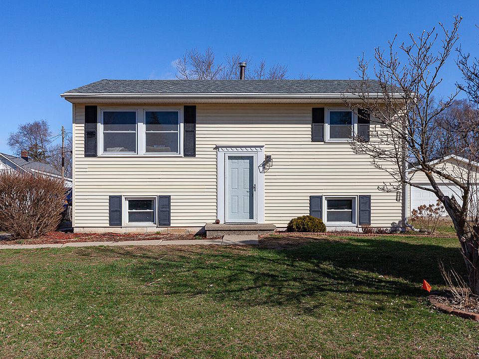 1st image of 1207 W Pottawatamie St