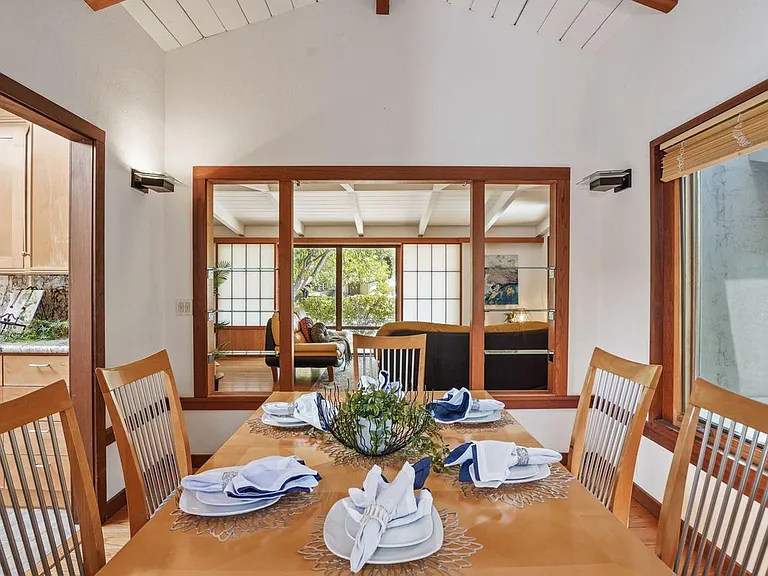 20205 Saratoga Vista Ct — Photo 12