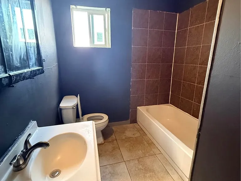 8220 E Houston Rd — Photo 16