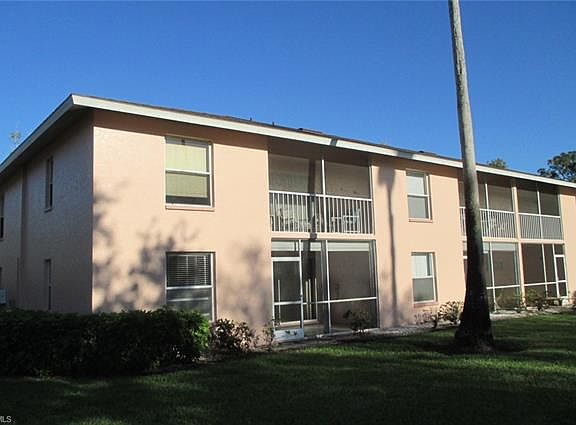 2nd image of 1406 Churchill Cir APT 104
