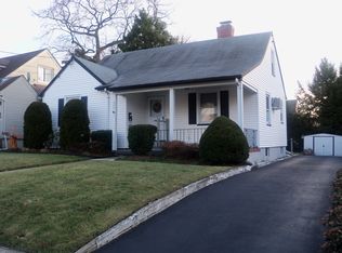 304 Warburton Ave, Hawthorne, NJ 07506