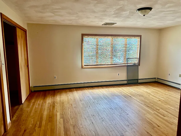 32 Forest St #32 — Photo 13