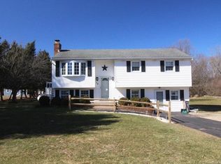 38 Bridge St, Ellington, CT 06029