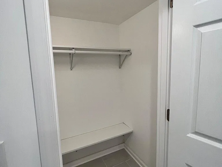 2717 W Saint Helen St #1 — Photo 6
