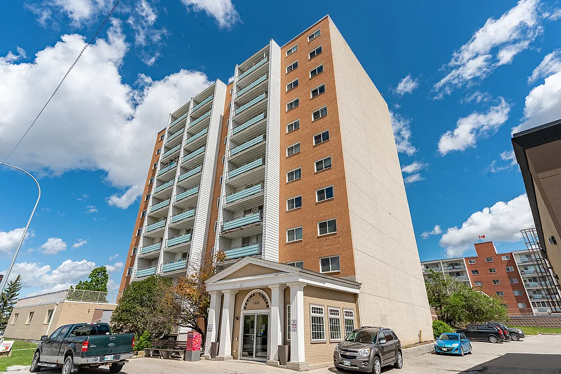 Sarina Towers — Photo 2
