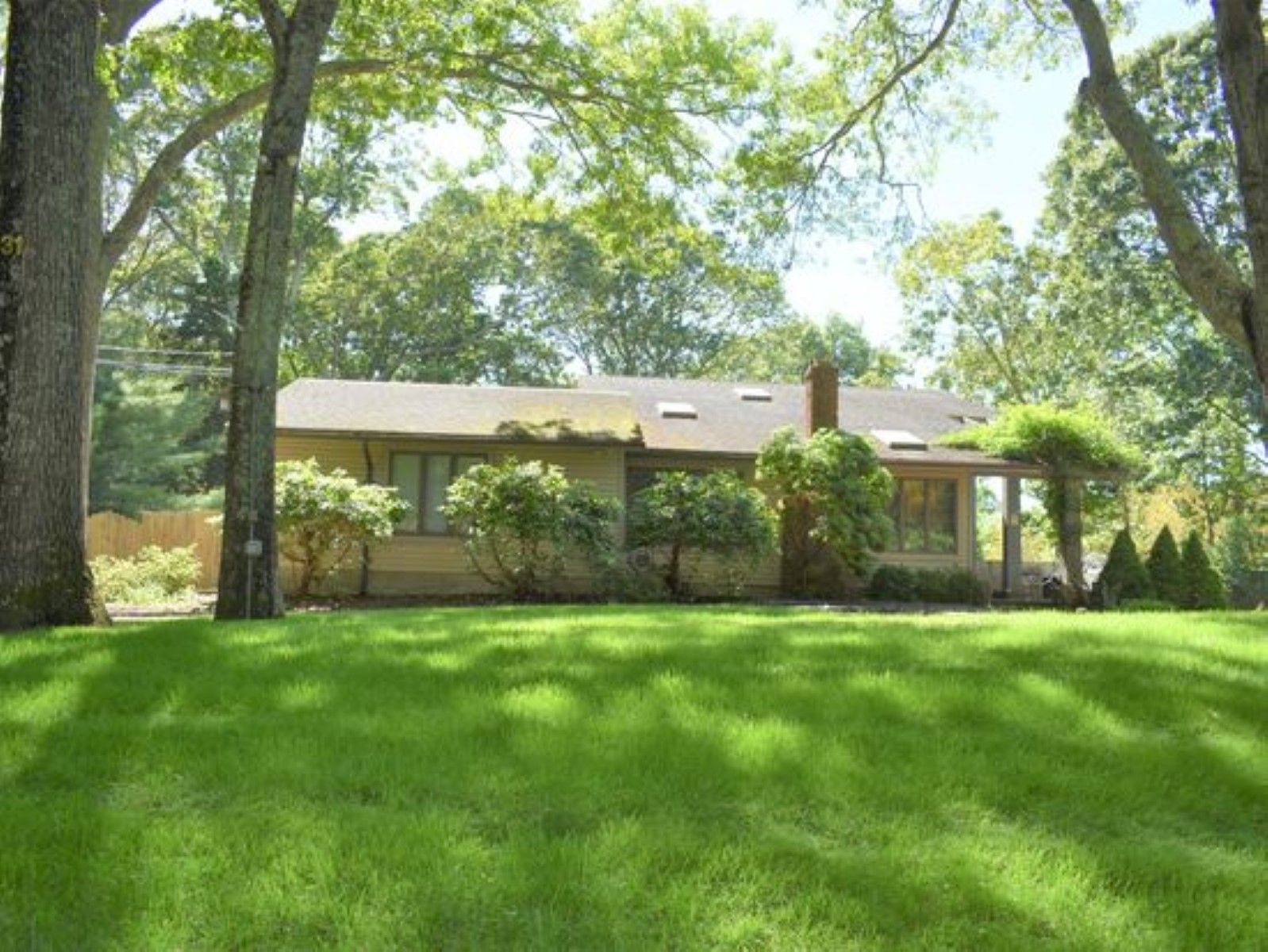 31 Locust Ln, Sag Harbor, NY 11963 Out East