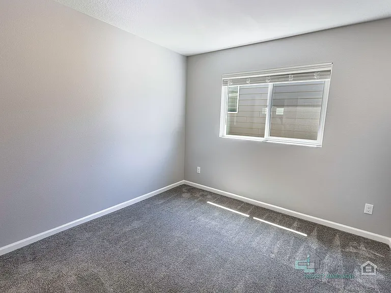 9729 SW 172nd Ave — Photo 40