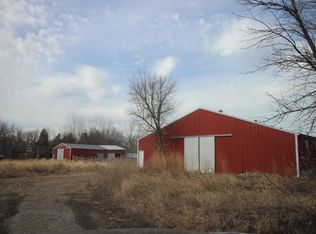 12891 Laura Ln, Aberdeen, SD 57401