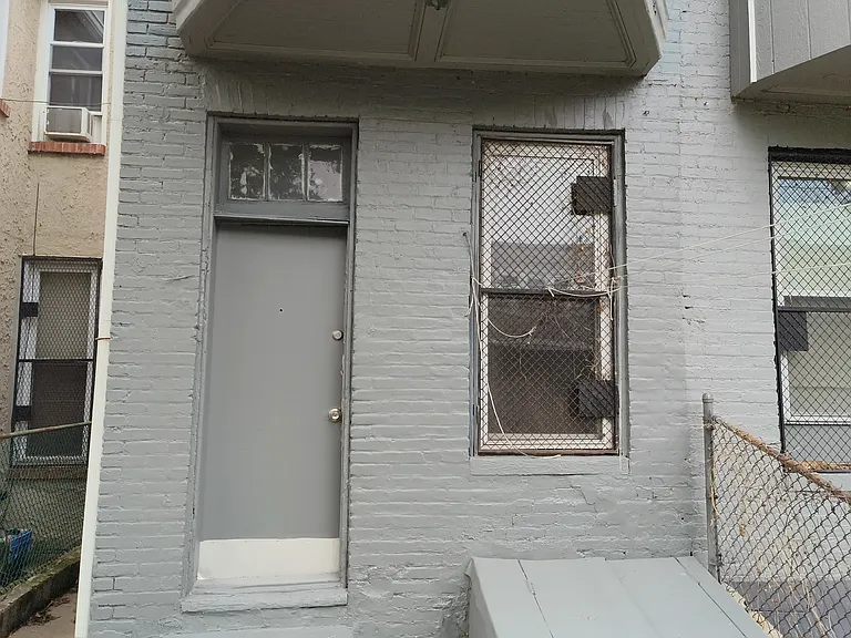 1918 Druid Hill Ave — Photo 7