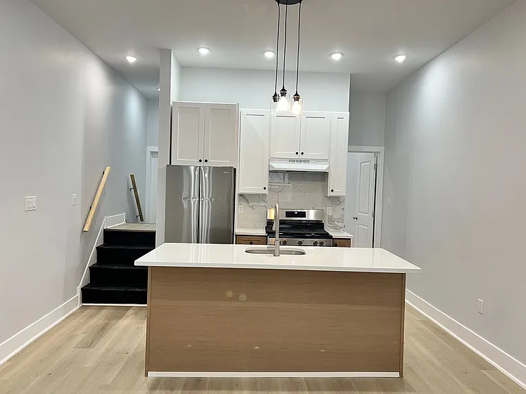 2945 Wharton St — Photo 14
