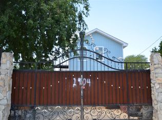 2904 S Martin Ave, Laredo, TX 78046