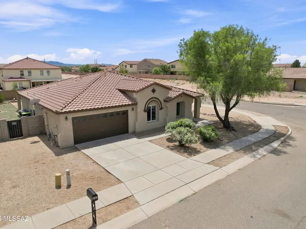 8181 W Solitary Eagle Ct, Tucson, AZ 85757