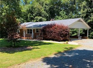 2704 Rocky Branch Rd, Walkertown, NC 27051