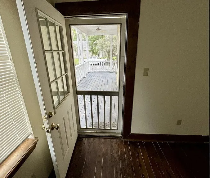 904 E Duffy St #A — Photo 16