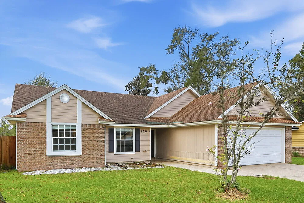 3 bed, 2.0 bath, 1683 sqft, $1,965 — Photo 3