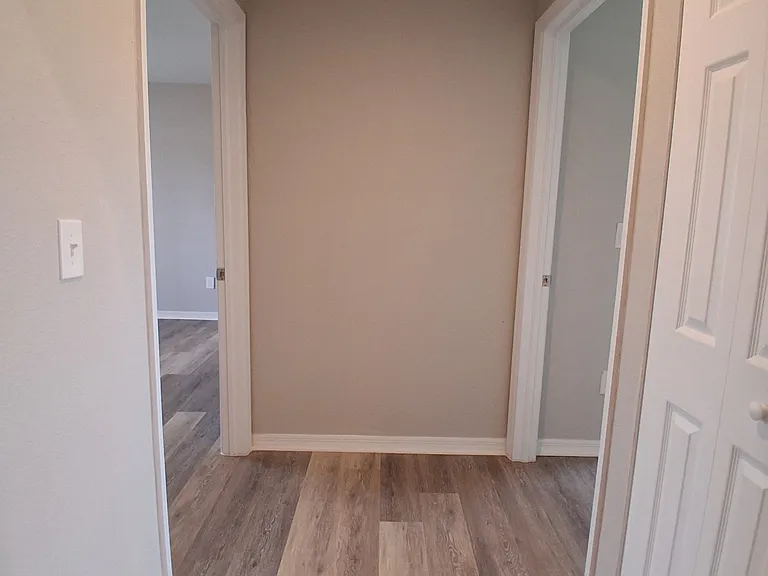 7061 Tide Cir — Photo 5