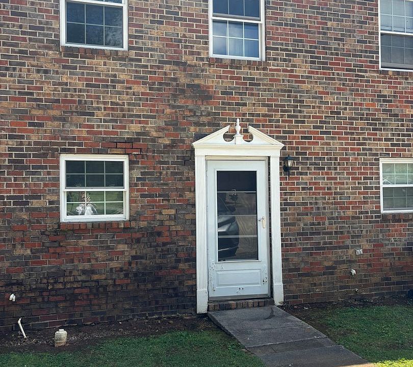 1st image of 4933 Cotton Row NW