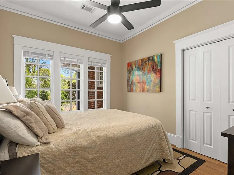 648 Cresthill Ave NE — Photo 36