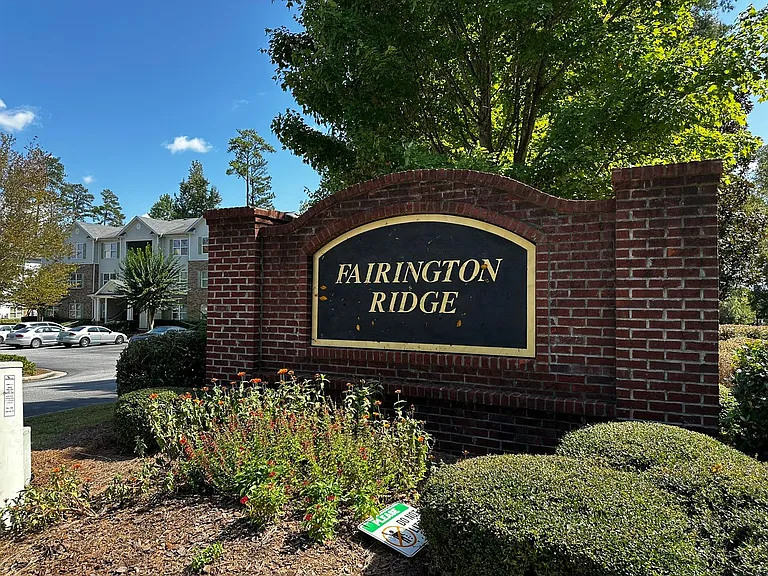 9302 Fairington Ridge Cir — Photo 15