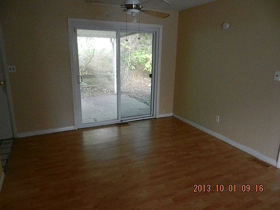 5th image of 4173 Meadowdale Dr
