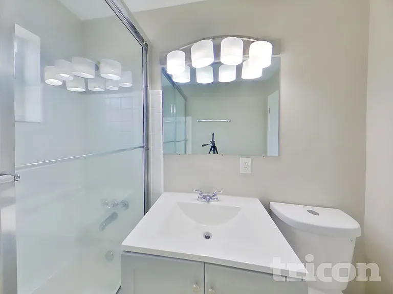 944 Shorecrest Ave — Photo 11
