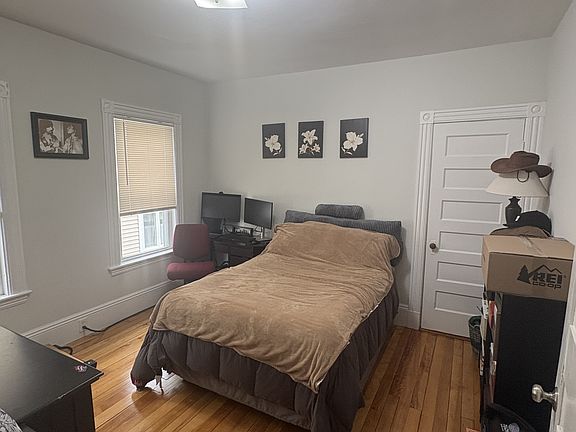 2nd image of 663 Washington St #2