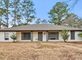 77 Fenceway Dr, Brandon, MS 39042