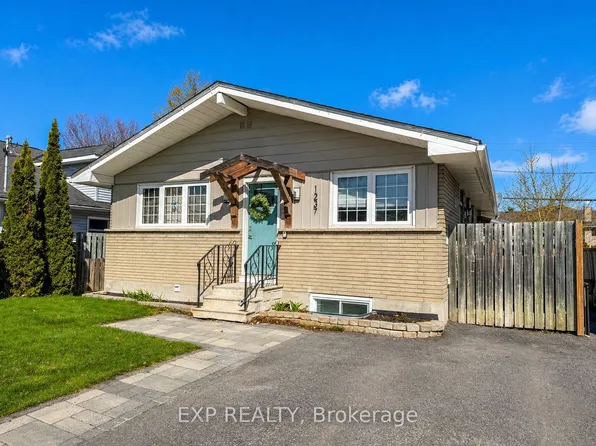 1237 Vancouver Ave, Ottawa, ON K1V 6V2