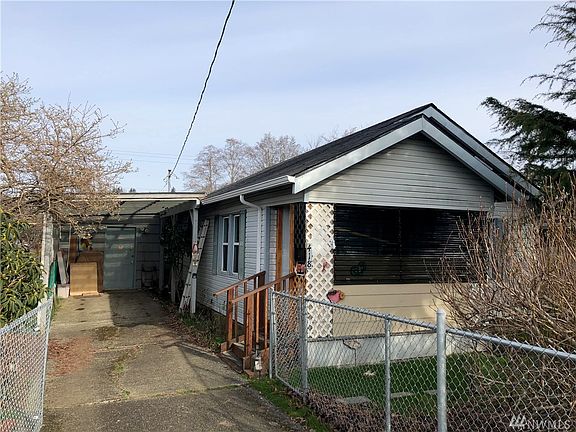 2nd image of 418 W King St