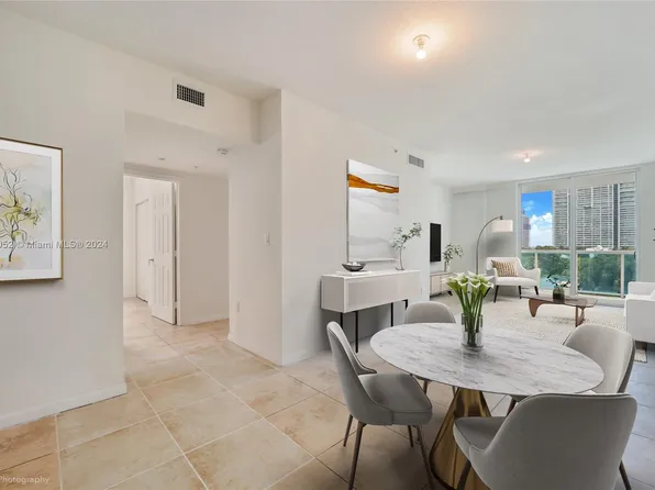 1723 SW 2nd Ave APT 708, Miami, FL 33129