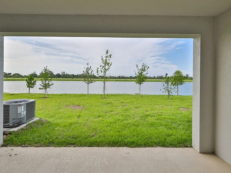 233 Mangrove Shade Cir — Photo 35
