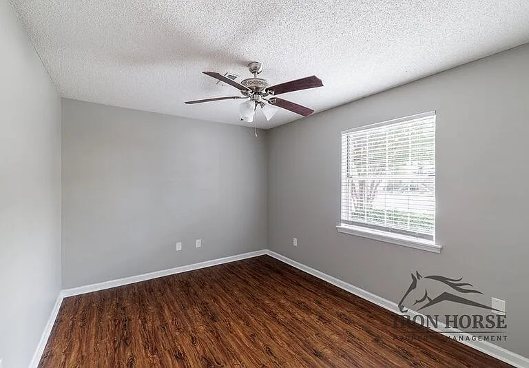 2165 S Milledge Ave #F8 — Photo 14