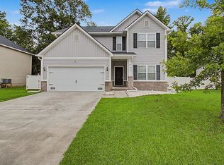 906 Rachel Ln, Hinesville, GA 31313