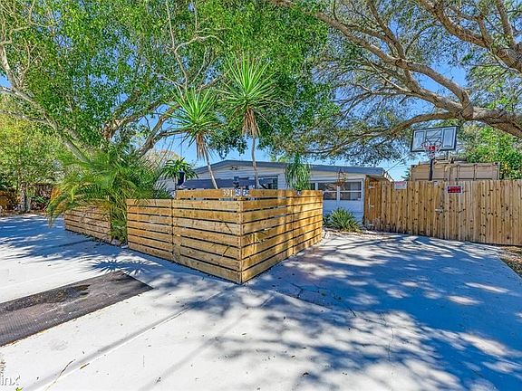 2nd image of 3913R S Shade Ave