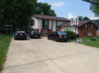 639 W Brickville Rd, Sycamore, IL 60178