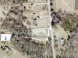 2907 Wood Rd, Mooresboro, NC 28114