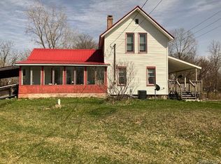 9454 Grand Blanc Rd, Gaines, MI 48436