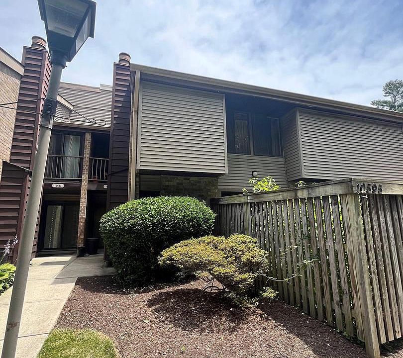 1st image of 10595 Twin Rivers Rd