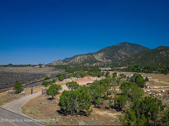 3rd image of 672 Odin Dr