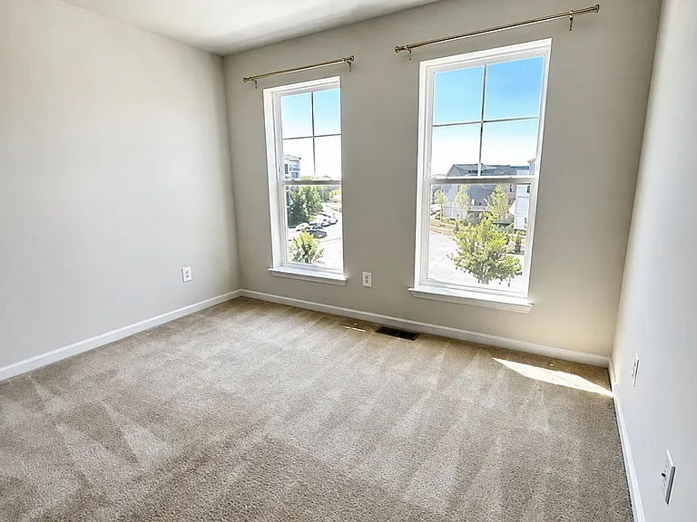 5845 Bella Marie Way — Photo 23