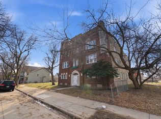 2453 North 17th STREET, Milwaukee, WI